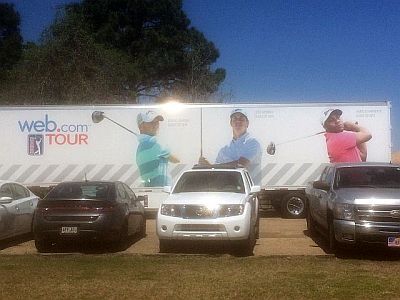 ツアーのトレーラー