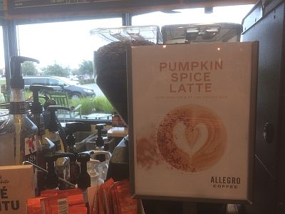 パンプキンスパイスコーヒーの看板