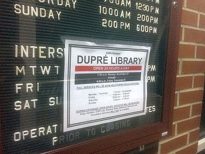 図書館利用時間案内