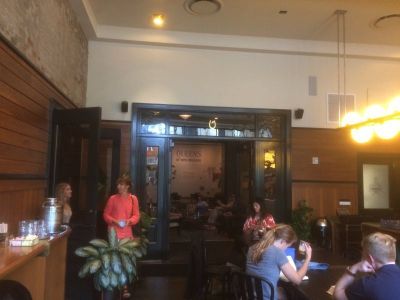 店内