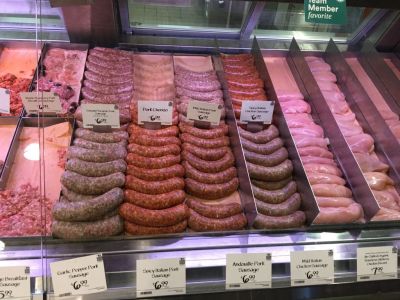 ソーセージと鶏の胸肉